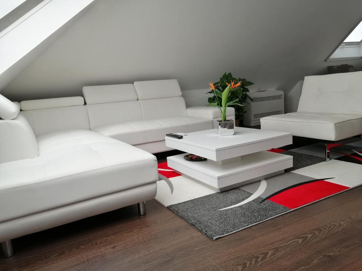 Ruhige Wohnung In Der Naehe Von Frankfurt Kelkheim Extérieur photo