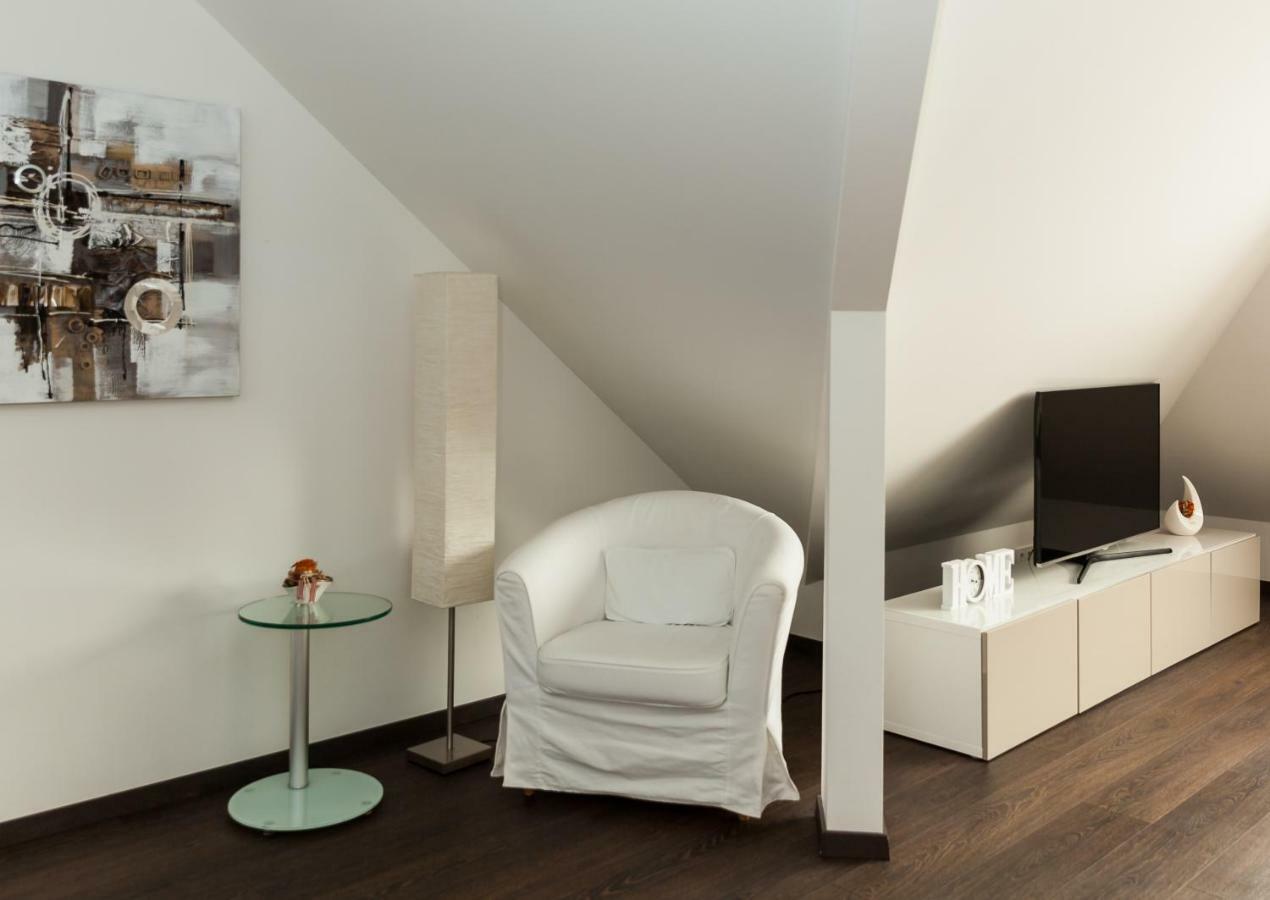 Ruhige Wohnung In Der Naehe Von Frankfurt Kelkheim Extérieur photo